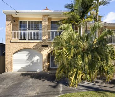 Three Bedroom Home In Blue Bay - Photo 1