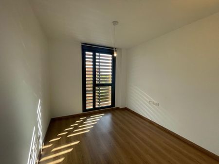 4 room luxury penthouse for rent in Los Almendros - Son Rapinya, Palma de Mallorca, Balearic Islands - Photo 2