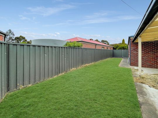 11 Recreation Road, Mount Clear - Photo 1