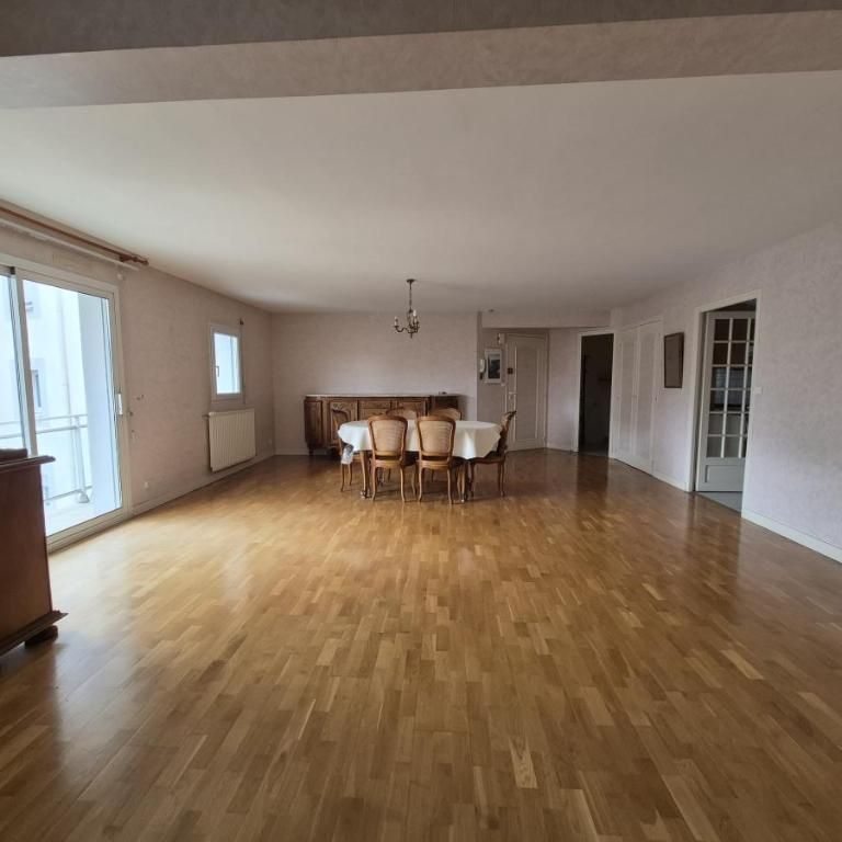 À louer – Bel appartement de 107 m² au cœur de Malestroit - Photo 1