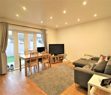 Brighton Road, South Croydon - Photo 1