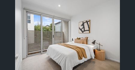 Contemporary Executive Townhouse in Blackburn North - Photo 4