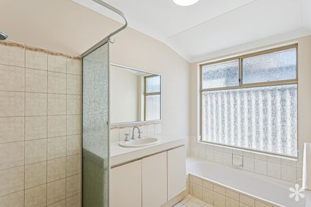 27 Beatrice Avenue - Photo 2