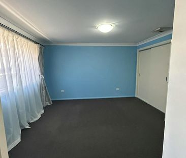 Family Friendly Home Oxley Vale - Photo 6