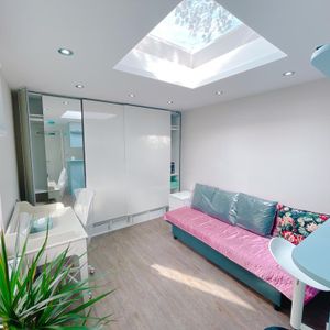 Studio to rent - Photo 2