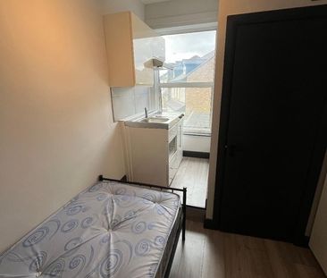 Studio Flat, London, W5 - Photo 1