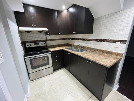 For Lease - 834 Ferguson Drive Unit# Bsmt, Milton, Ontario - Photo 3