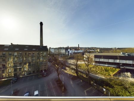 VM1, Victoria Mills, Salts Mill Road, Shipley - Photo 4