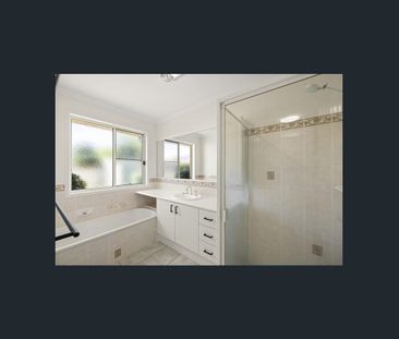 14 Willmington Court, Middle Ridge, Qld 4350 - Photo 3