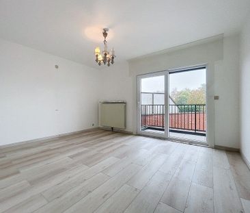 Appartement met 1 slaapkamer in het centrum van Staden - Photo 2