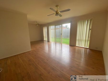 3/13 Rhoden Grove, 3177, Eumemmerring Vic - Photo 4