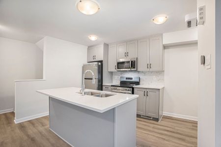 For Lease - 1130 CREEKWAY Private, Kanata, Ontario - Photo 3