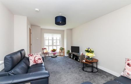 113 Ballyveigh Crescent, Antrim, BT41 2FL - Photo 2