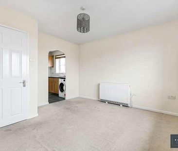 Sullivans Reach, Walton-on-thames, Surrey, KT12 - Photo 1