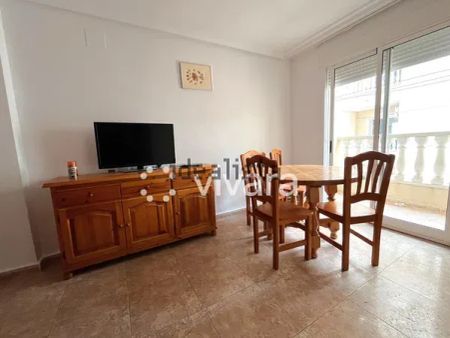 Alquiler de piso en Calle Finlandia - Photo 3