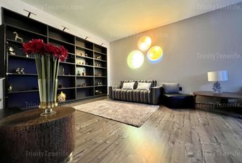 Short term rental of the luxury modern villa in El Duque / VILLA TESORO EL DUQUE