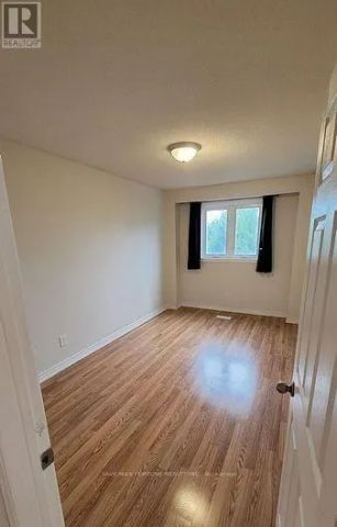 44 ROTHERGLEN COURT - Photo 3