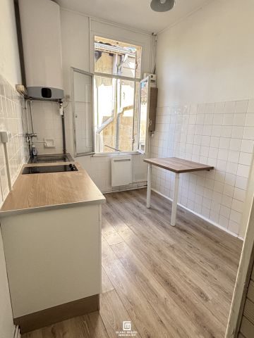 Location Appartement 1 pièce 28m² BORDEAUX 33000 - Photo 3