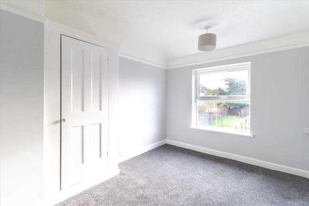 Allen Road, Finedon, NN9 - Photo 3