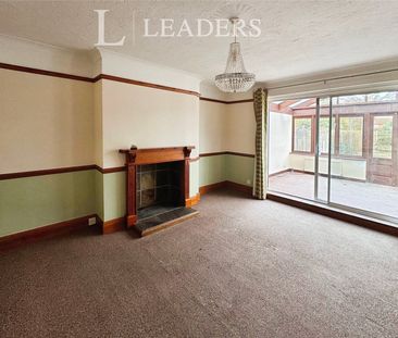 3 bedroom house to rent Douglas Road, Clacton-On-Sea, CO15 - Photo 1