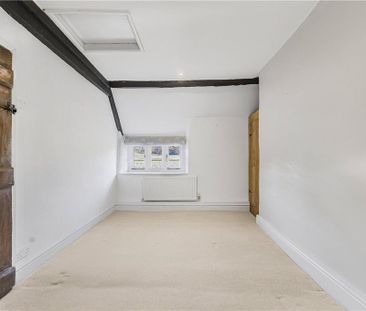 2 bedroom end of terrace house to rent - Photo 4