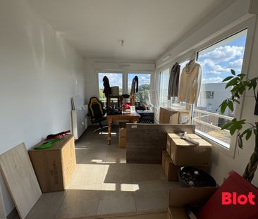 Location Appartement 3 pièces 65m² CHARTRES DE BRETAGNE 35131 - Photo 3