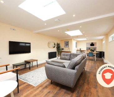 6 bedroom end of terrace house to rent - Photo 5