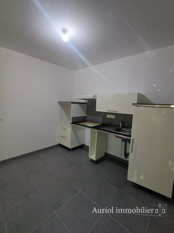 Location Appartement 2 pièces 42m² AURIOL 13390 - Photo 4