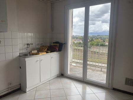 Location Appartement 3 pièces 65m² MARMANDE 47200 - Photo 5