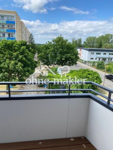 Hochwertige 3 Zimmer Wohnung mit 66 m², Aufzug, Balkon und moderner Küche - Photo 4