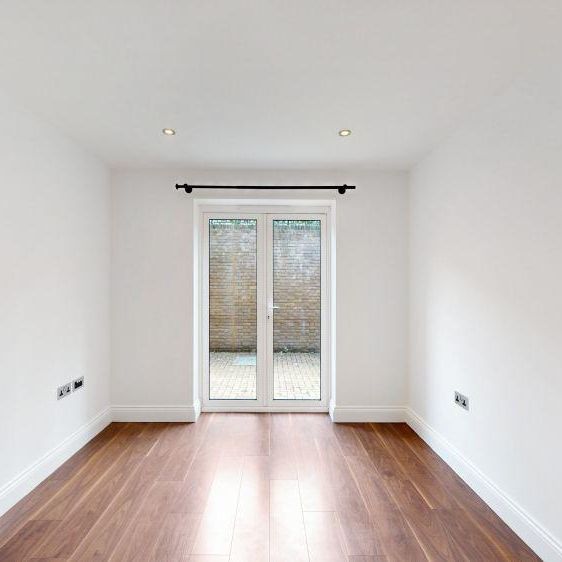 3 bedroom apartment to rent - Photo 1