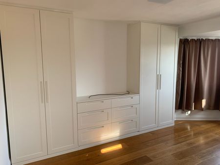 4 Bed Semi-Detached House, Linkside, N12 - Photo 5