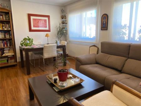 Apartamento de alquiler en Calle de Gómez de Avellaneda, 48, Pueblo Nuevo - Photo 2