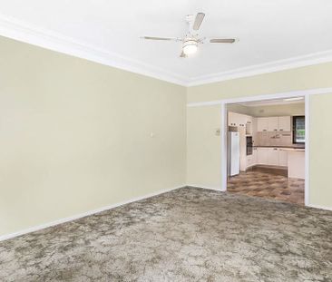 Lakeside Single Level Home - Photo 3