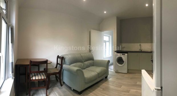 Richmond Road, Roath, CF24 3BU, Richmond Road, Roath, CF24 3BU - Photo 1