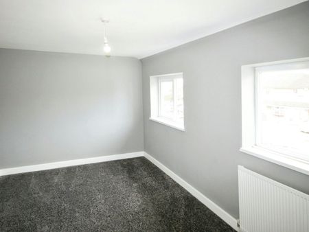 Trentham Avenue, Short Heath, Willenhall, WV12 - Photo 3