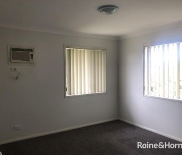 Two-Storey Family home - Photo 4