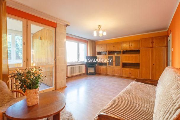 2-pokojowe mieszkanie z dużą loggią | os. Wysokie - Photo 1