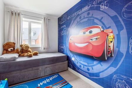 Berryfields, Aylesbury, HP18 - Photo 3