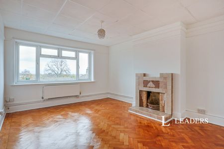 2 bedroom apartment to rent Ashley Road, Poole, Dorset, BH14 - Photo 4