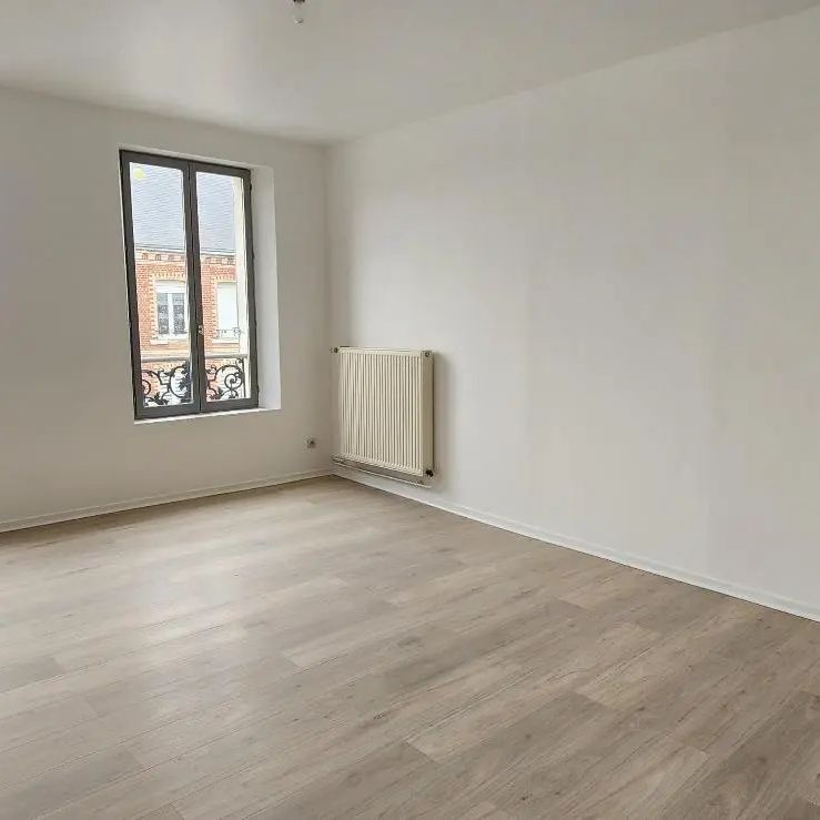Appartement à louer 4 pièces 101.84m² - Photo 1
