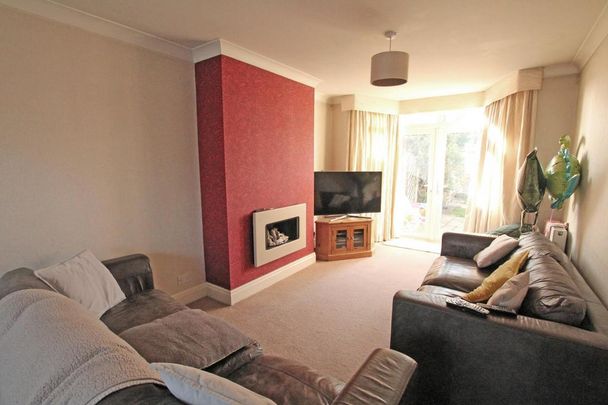 3 bedroom detached house to rent - Photo 1