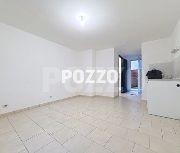 APPARTEMENT A LOUER EN RDC DE TYPE F1 AVEC TERRASSE PRIVATIVE SUR C... - Photo 4