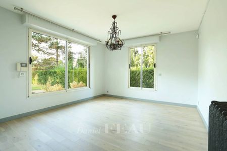 Location maison, Le Vésinet, 7 pièces, 211.98 m², ref 85447634 - Photo 4