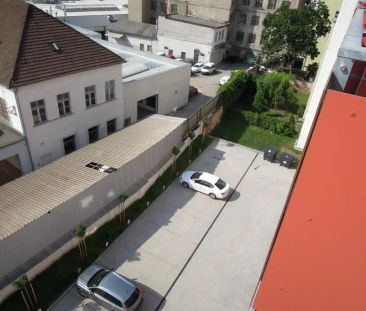 Pronájem bytu 2+kk s parkovacím stáním na Rybářské Brno - Photo 3