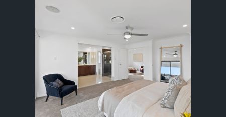 Luxury Waterfront Family Living - Space, Style & Serenity - Photo 5