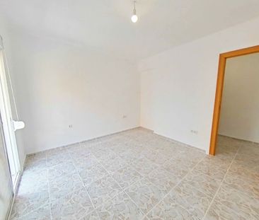 Piso de alquiler en El Mercado - Photo 1