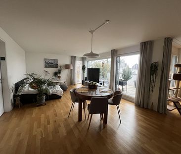 Grosszügige 3.5 Zimmerwohnung in Bonstetten - Photo 1