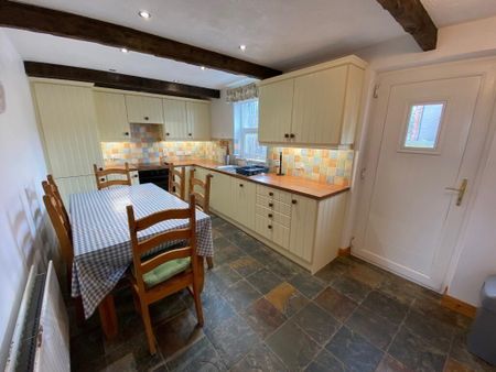 49 Lakeland Road, Hillsborough, BT26 6PW - Photo 5