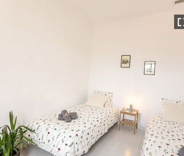 2 room luxury Apartment for rent in Seville, Spain - Photo 5